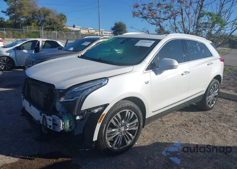 2017 Cadillac Xt5 Premium Luxury z USA, uszkodzony, nr VIN 1GYKNCRS1HZ135053